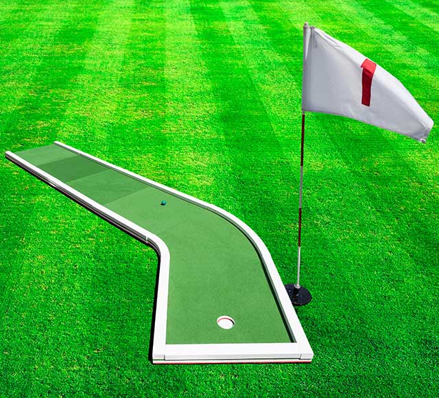 9 hole wedding putt putt rental with bride & groom image
