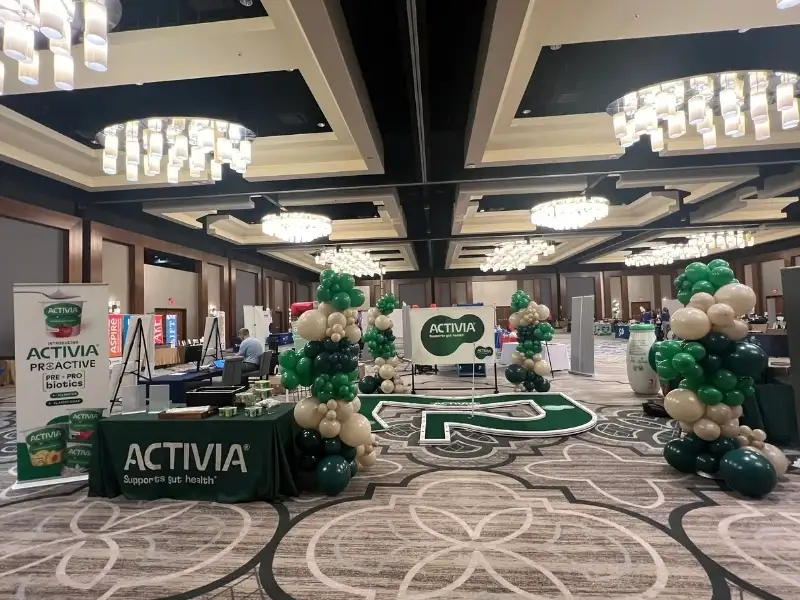 wow mini golf rental image